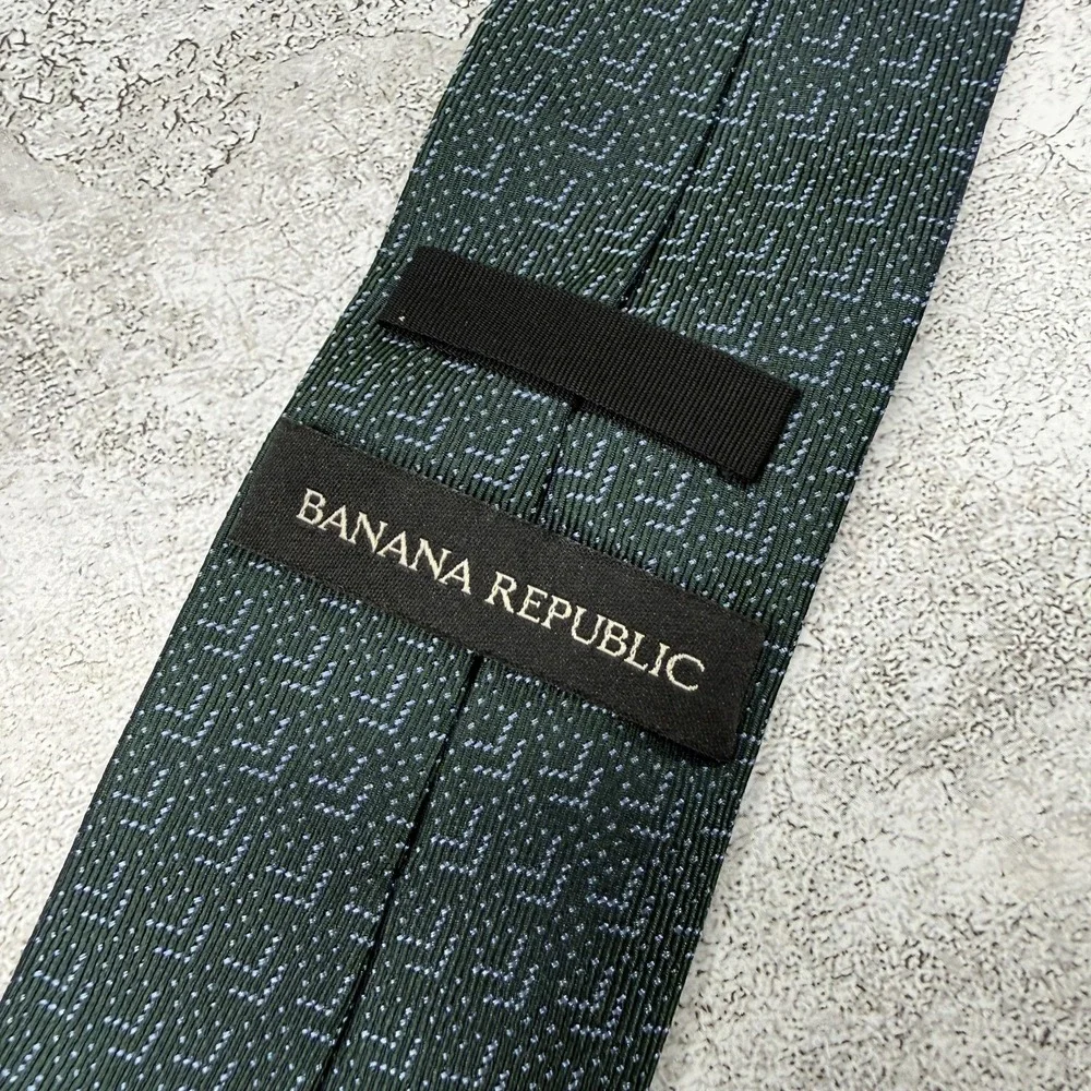 Banana‎ Republic Silk Tie Mens One Size Green Geometric Made In China Necktie